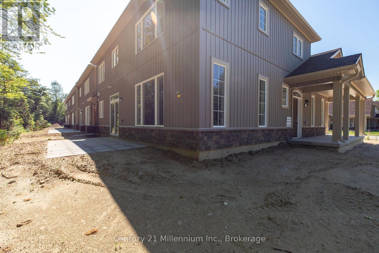 01 Steinway Street, Saugeen Shores, Ontario N0H 1A0 - Photo 4 - X13560358