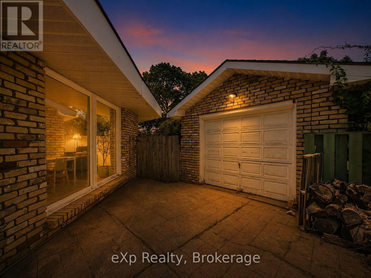 312 Bricker Street, Saugeen Shores, Ontario N0H 2C1 - Photo 4 - X13567462