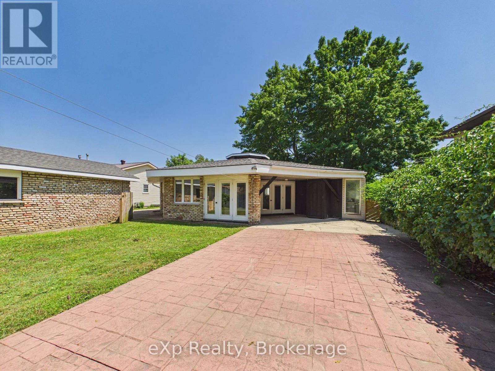 312 Bricker Street, Saugeen Shores, Ontario N0H 2C1 - Photo 6 - X13567462