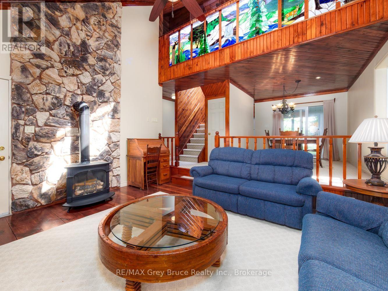 30 Riverside Place, South Bruce Peninsula, Ontario N0H 2G0 - Photo 8 - X13582076