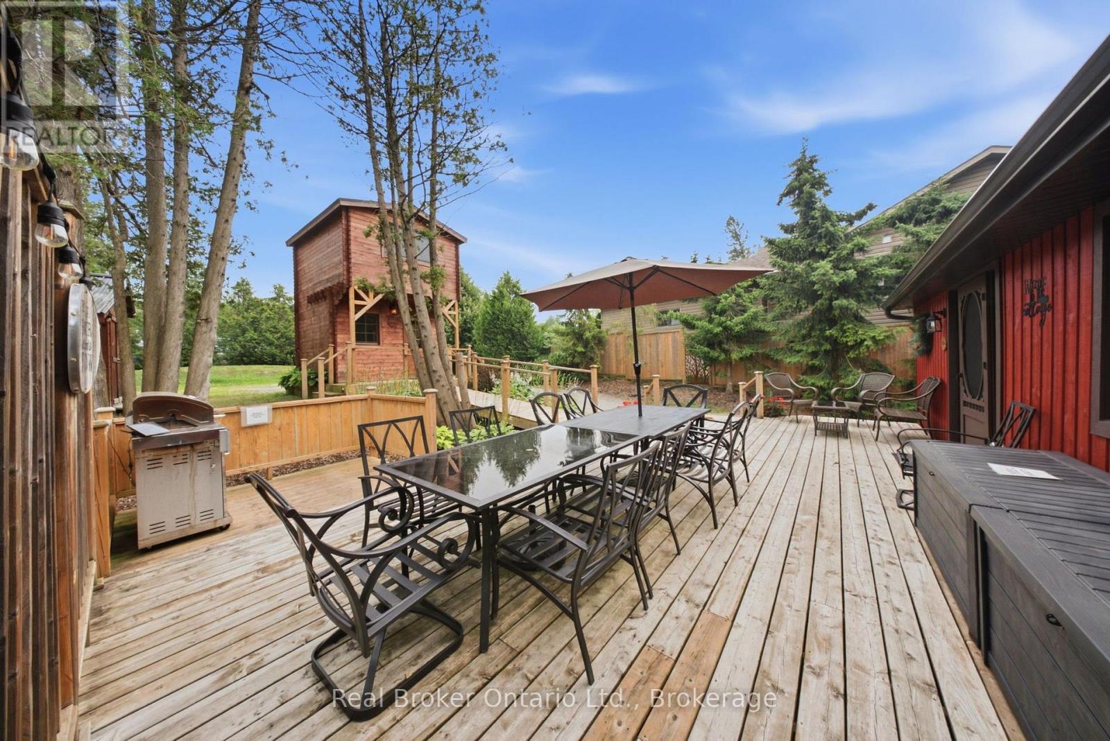 111 Wilson Drive, Georgian Bluffs, Ontario N0H 2T0 - Photo 4 - X13589492
