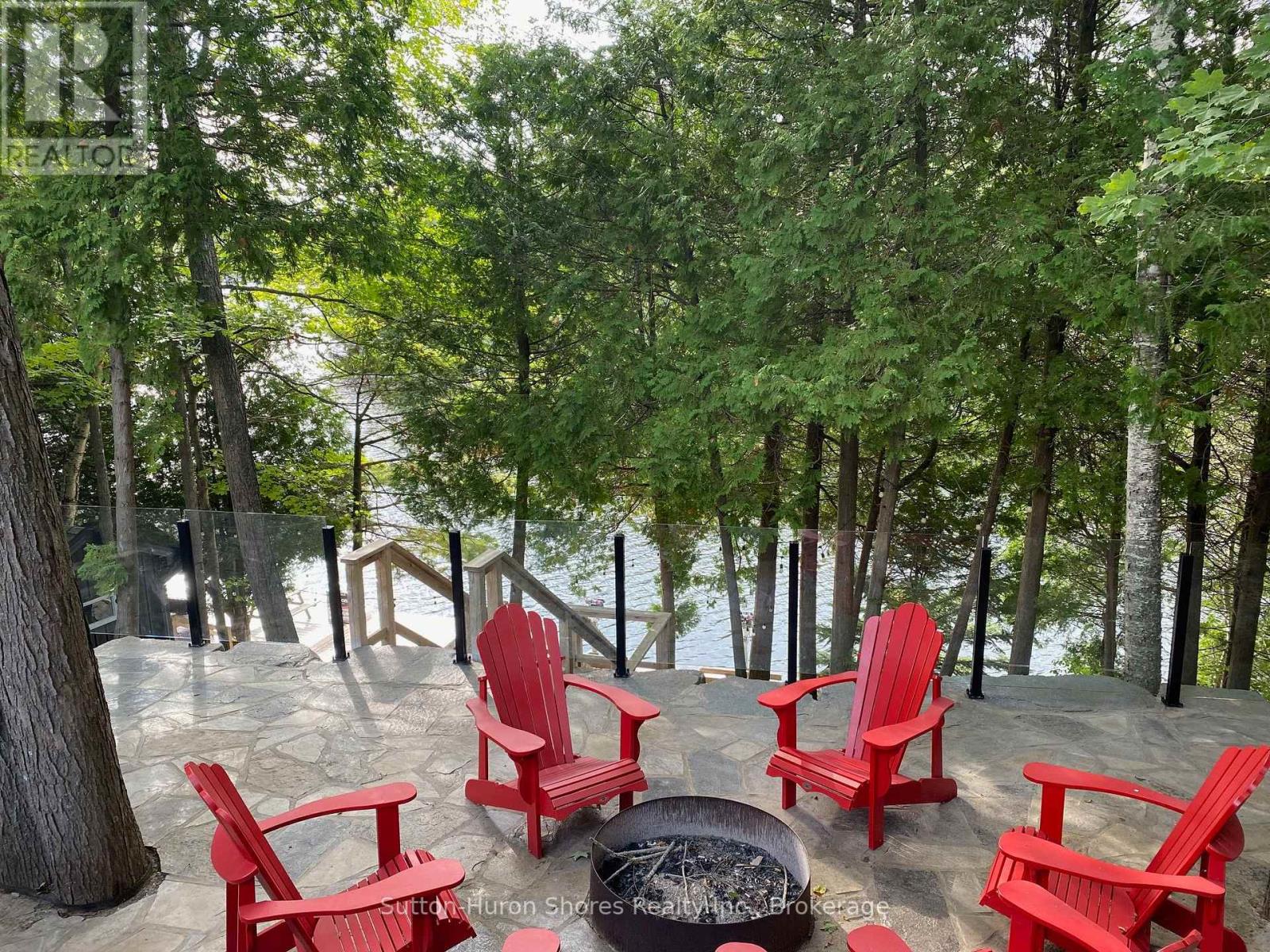 1264 Sauble Falls Road, South Bruce Peninsula, Ontario N0H 2G0 - Photo 3 - X13591386
