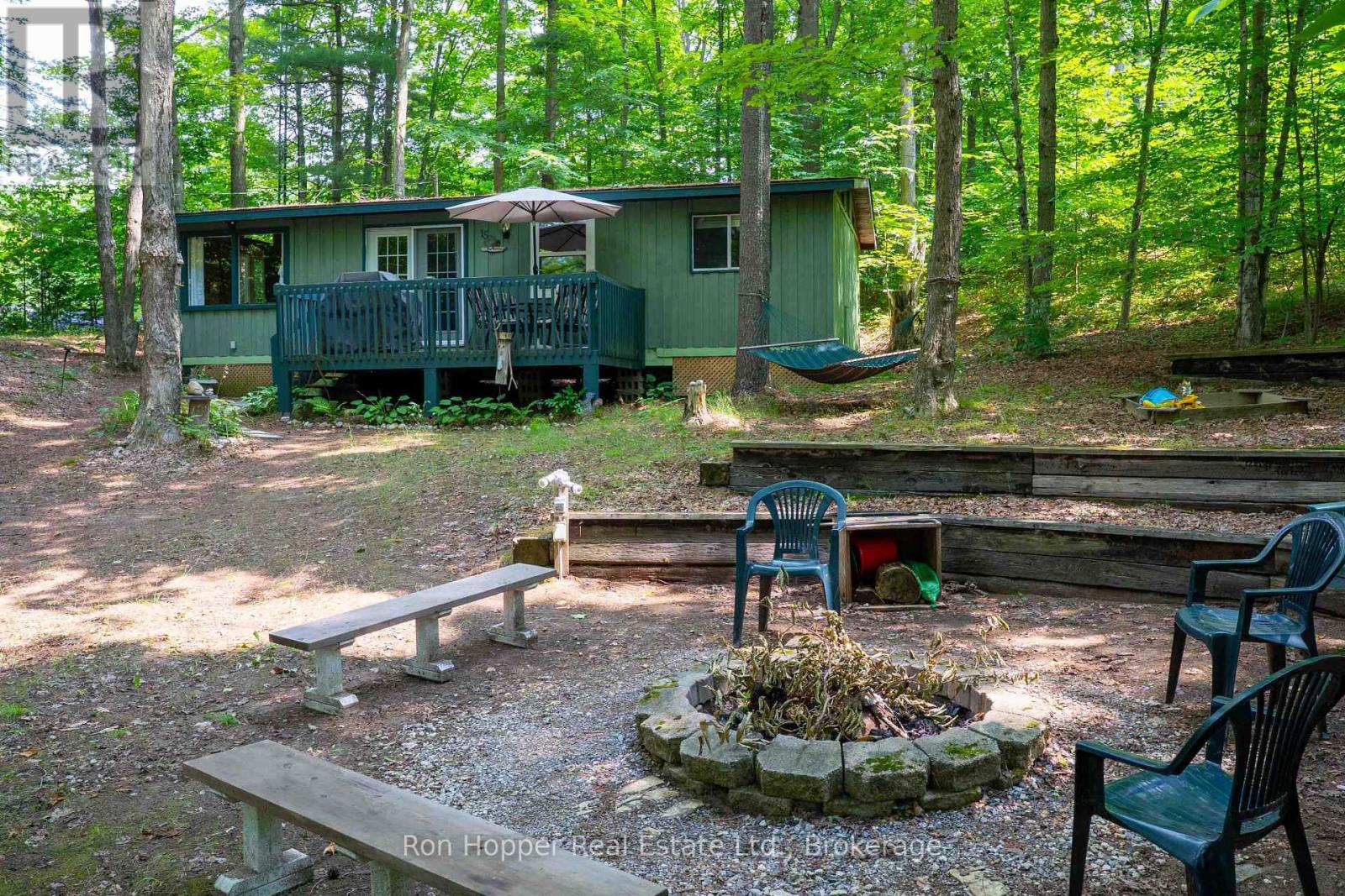 15 Burton Crescent, South Bruce Peninsula, Ontario N0H 2G0 - Photo 2 - X13593512