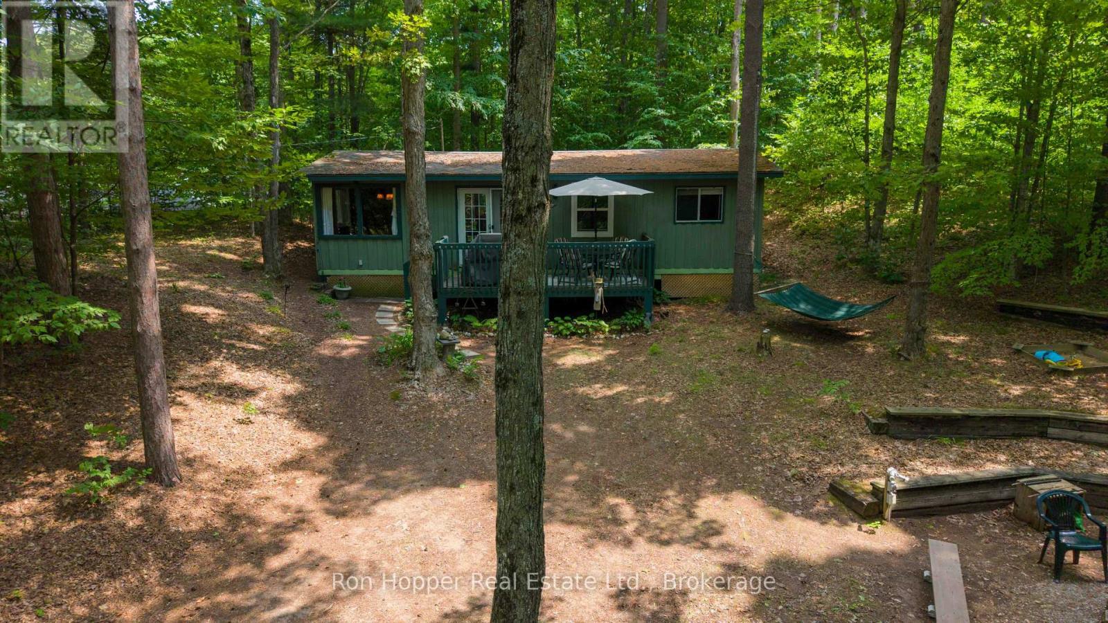 15 Burton Crescent, South Bruce Peninsula, Ontario N0H 2G0 - Photo 4 - X13593512