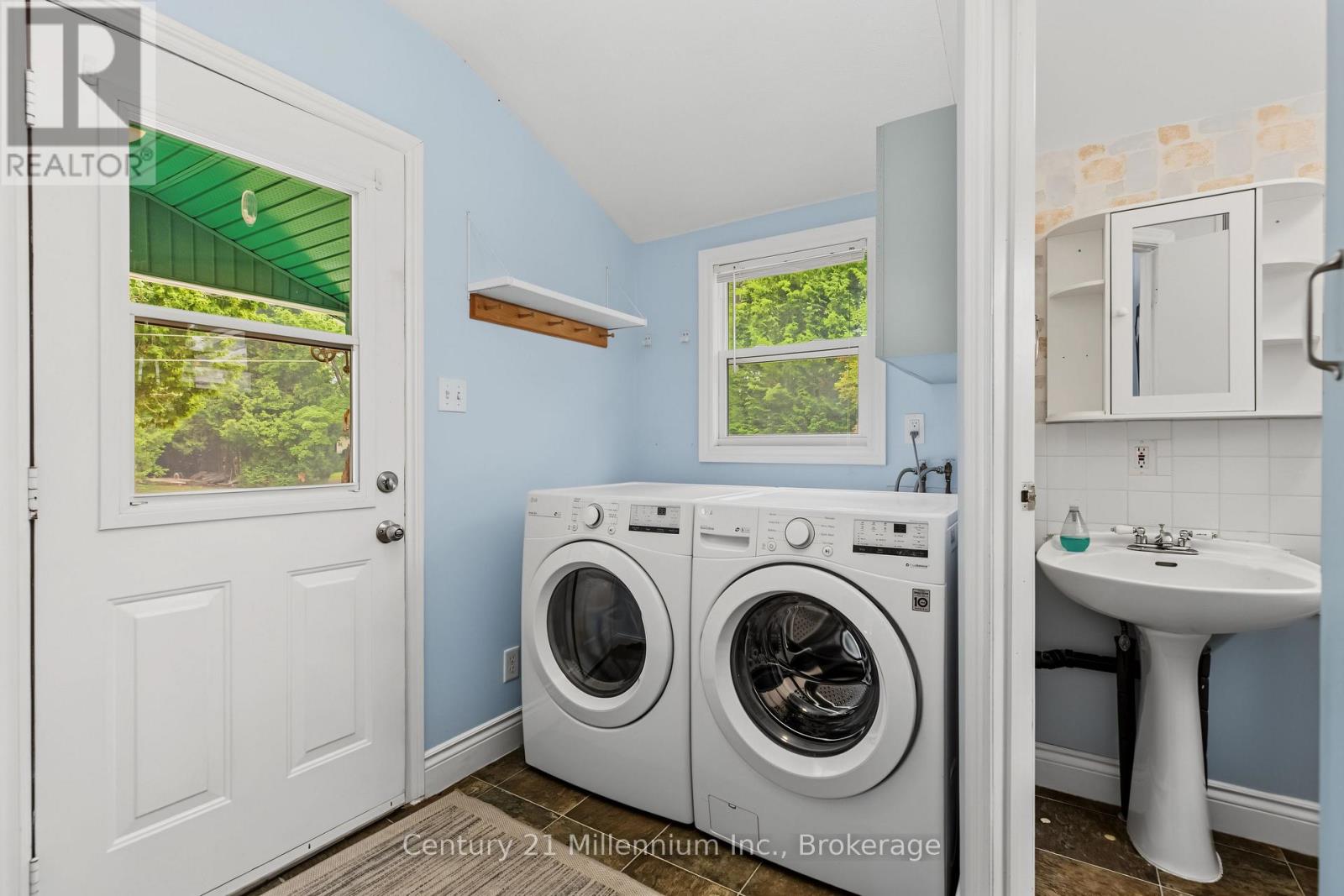 355 Spence Street, Saugeen Shores, Ontario N0H 2L0 - Photo 9 - X13596762