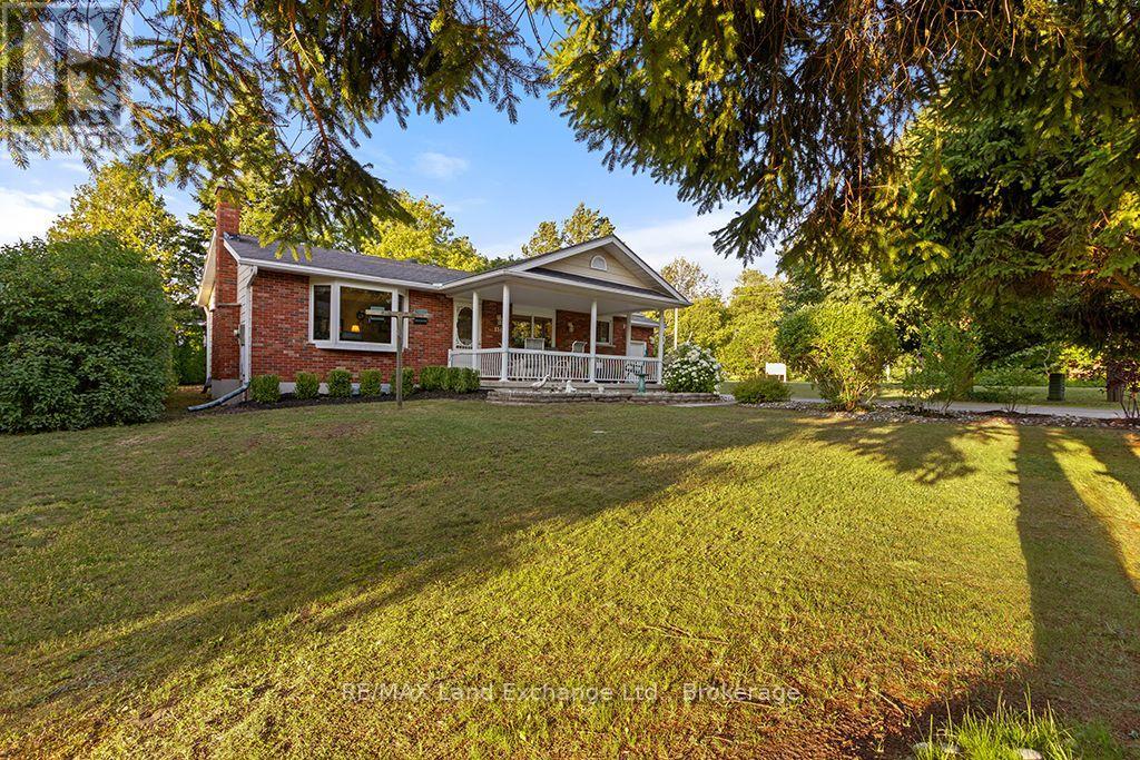 334 Cole Boulevard, Saugeen Shores, Ontario N0H 2L0 - Photo 2 - X13607180