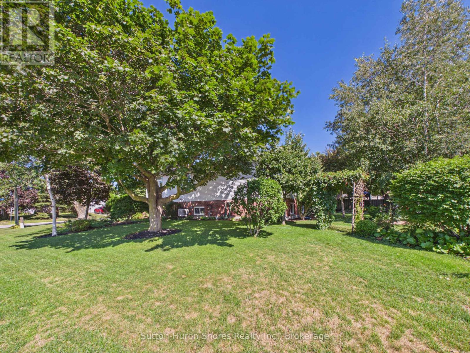 762 Bradford Street, Saugeen Shores, Ontario N0H 2C4 - Photo 6 - X13607938
