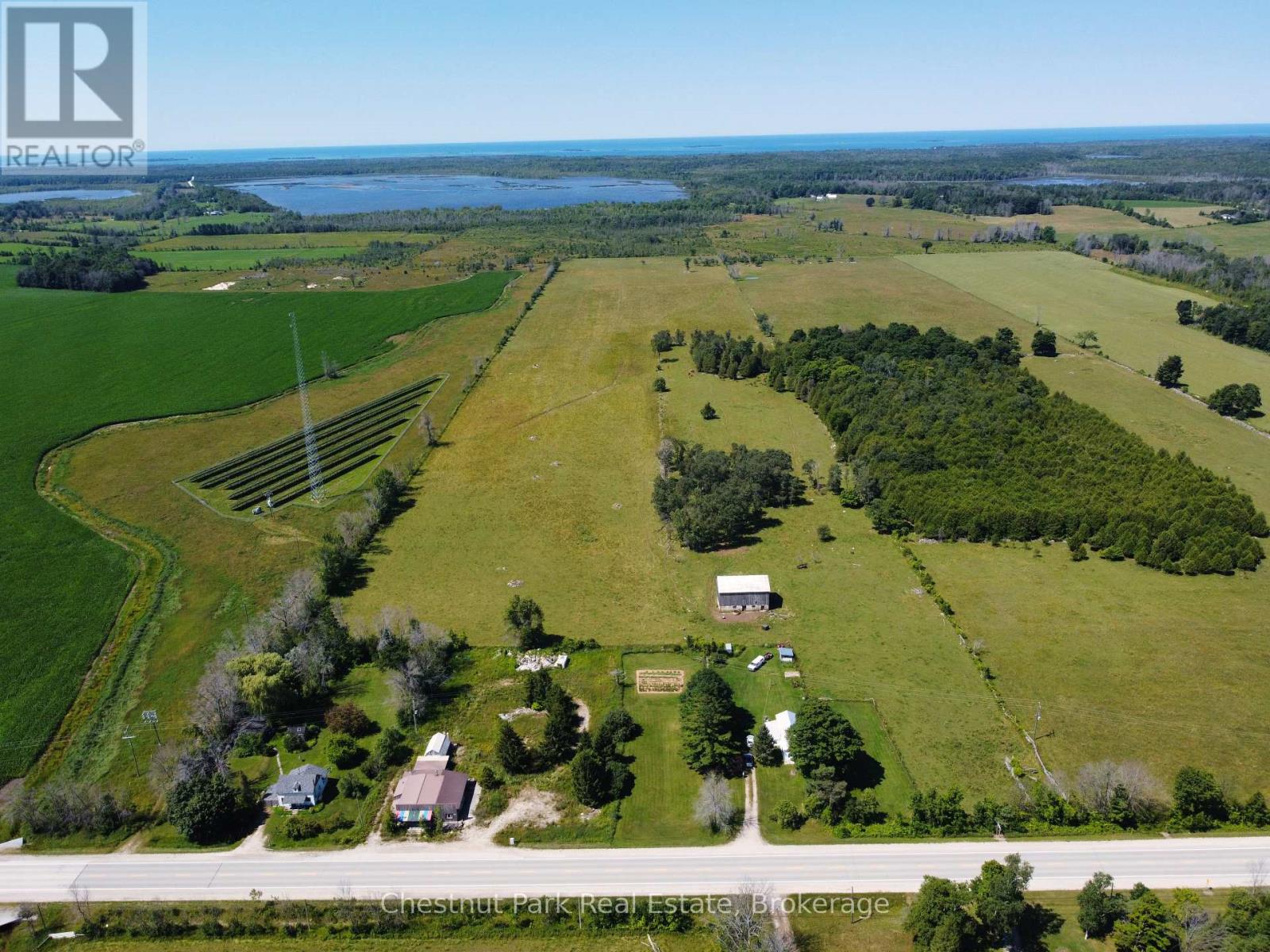 1143 Highway 6, South Bruce Peninsula, Ontario N0H 2T0 - Photo 1 - X13608920