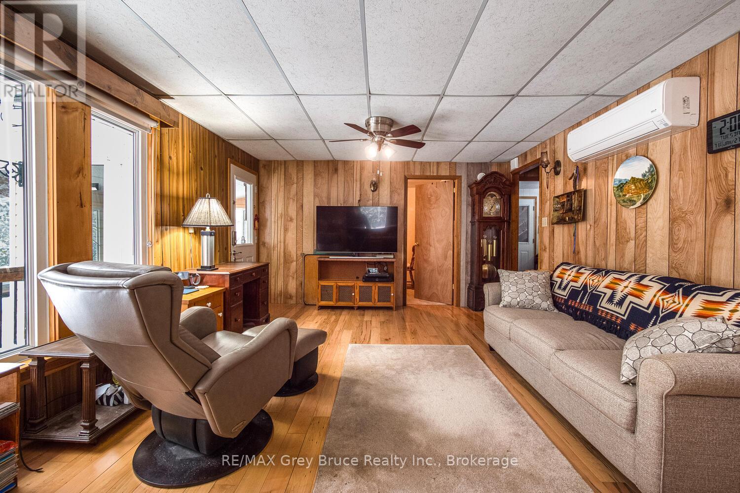 496 Berford Lake Road, South Bruce Peninsula, Ontario N0H 2T0 - Photo 7 - X13609732