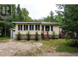 496 BERFORD LAKE ROAD, South Bruce Peninsula, Ontario