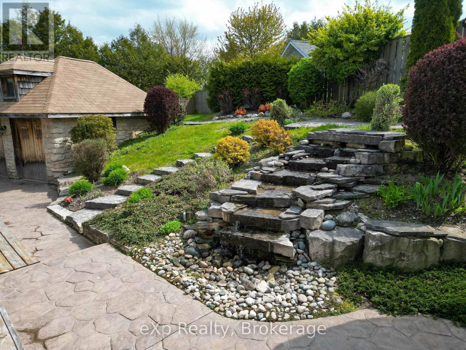 8 Sandpiper Court, Saugeen Shores, Ontario N0H 2L0 - Photo 4 - X13615466