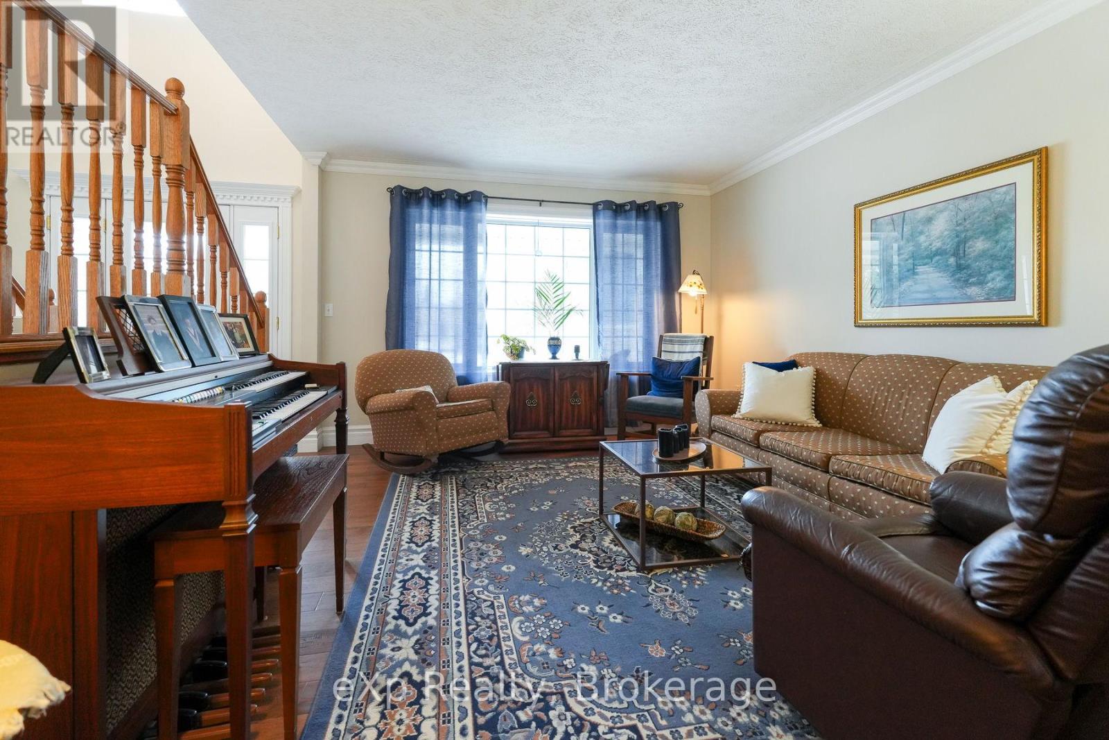 8 Sandpiper Court, Saugeen Shores, Ontario N0H 2L0 - Photo 7 - X13615466