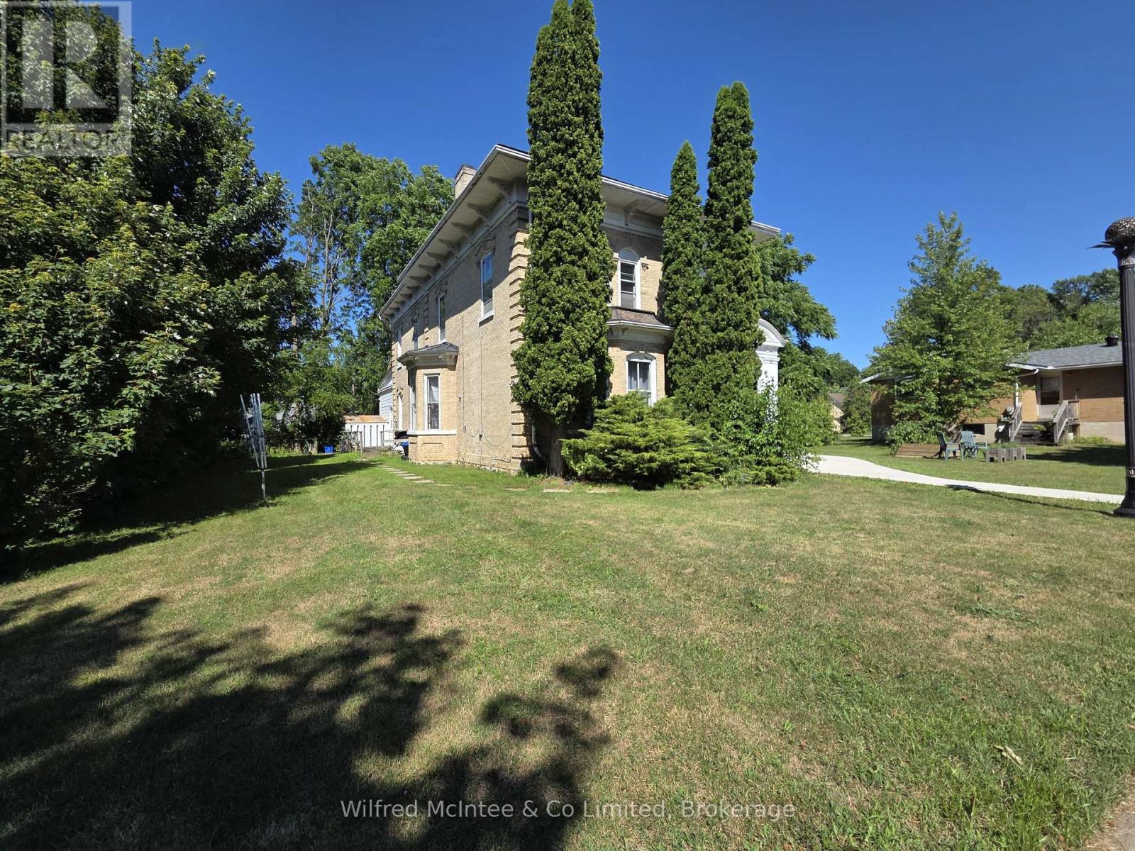 467 Green Street, Saugeen Shores, Ontario N0H 2C0 - Photo 3 - X13611006