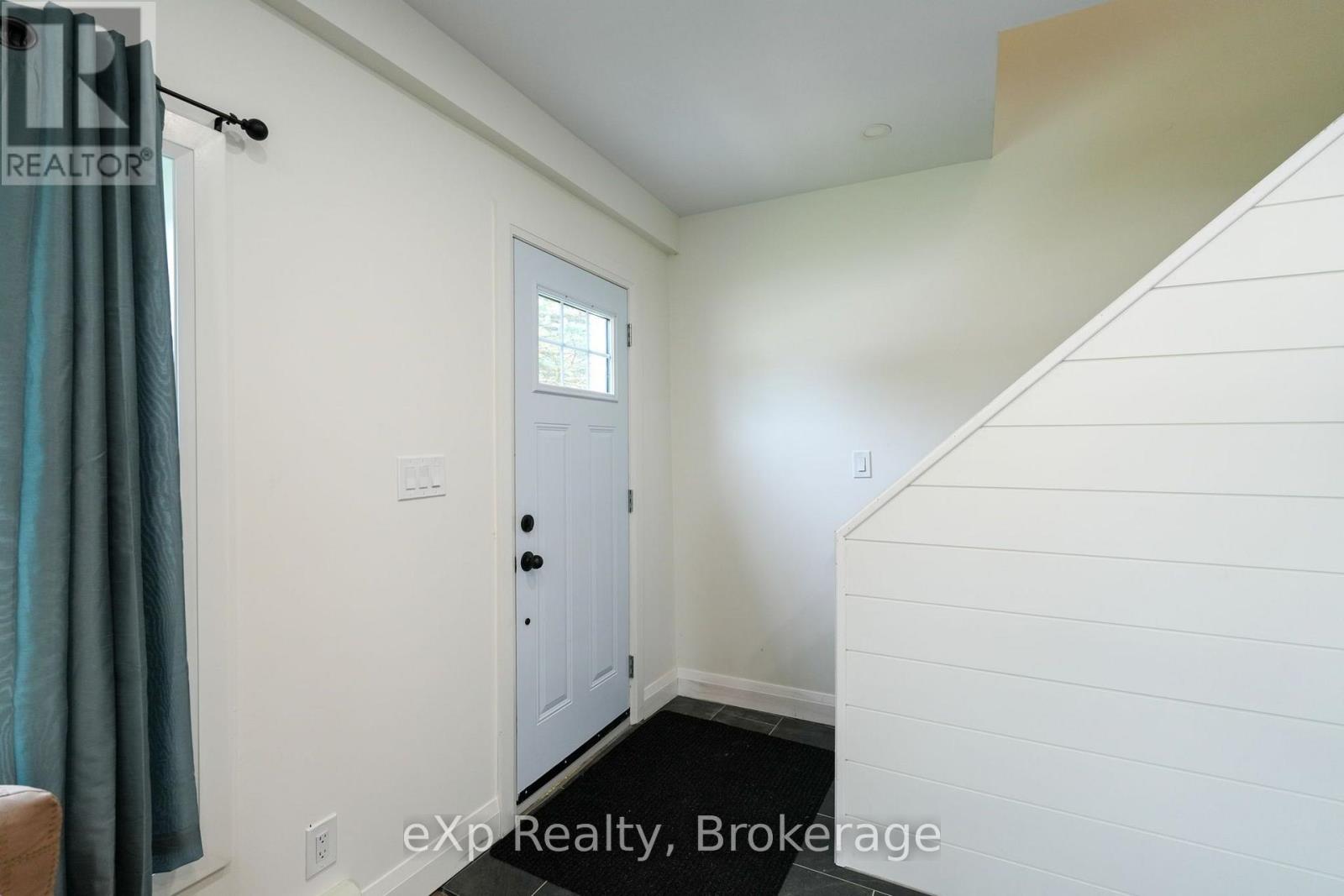 136 Breadalbane Street S, Saugeen Shores, Ontario N0H 2L0 - Photo 4 - X13619882
