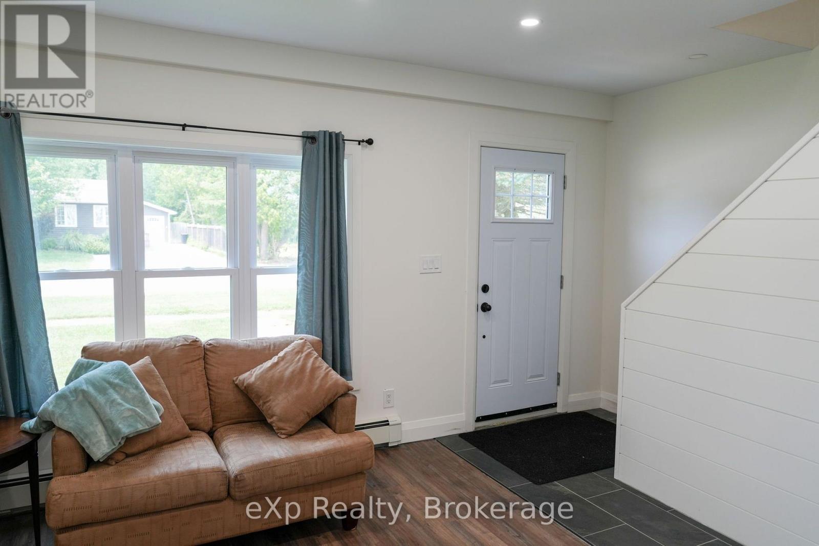 136 Breadalbane Street S, Saugeen Shores, Ontario N0H 2L0 - Photo 5 - X13619882