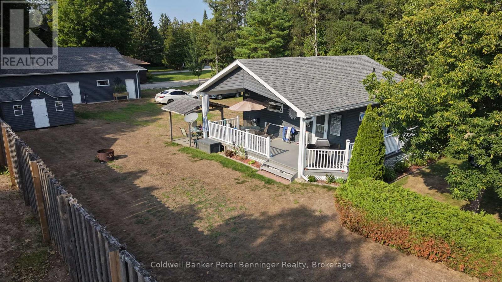 810 Second Avenue S, South Bruce Peninsula, Ontario N0H 2G0 - Photo 2 - X13620132