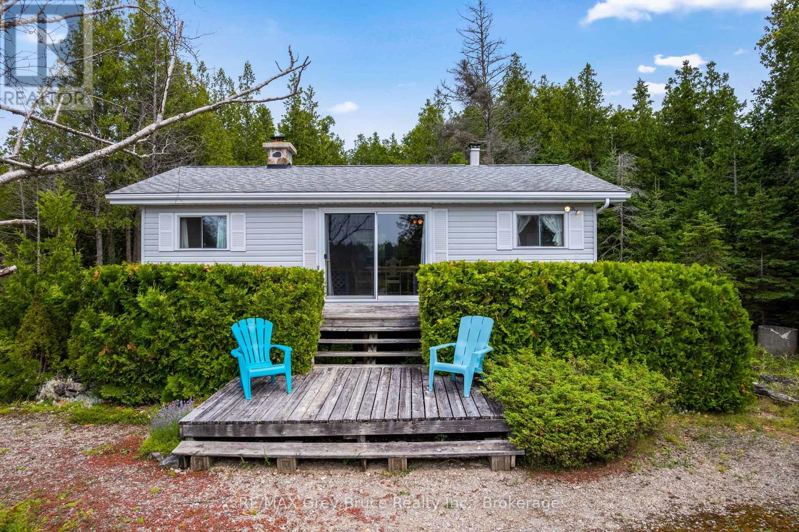 263 Eagle Road, Northern Bruce Peninsula, Ontario N0H 2R0 - Photo 2 - X13623496
