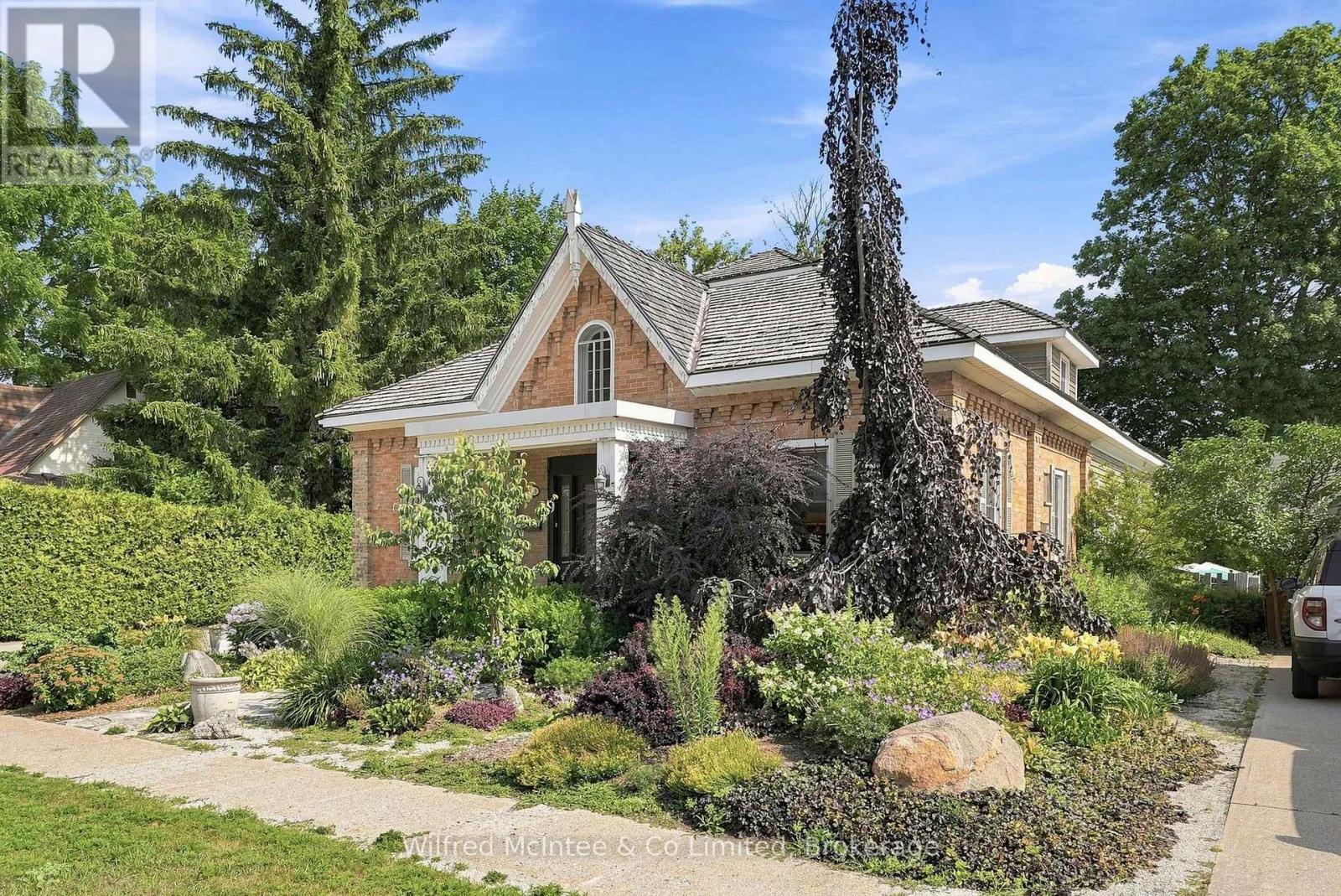 591 Elgin Street, Saugeen Shores, Ontario N0H 2C0 - Photo 4 - X13636984
