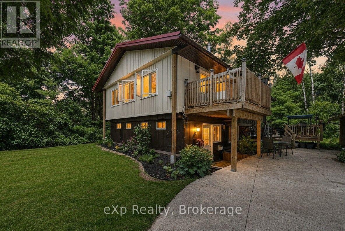 330 Tyendinaga Drive, Saugeen Shores, Ontario N0H 2L0 - Photo 1 - X13638096