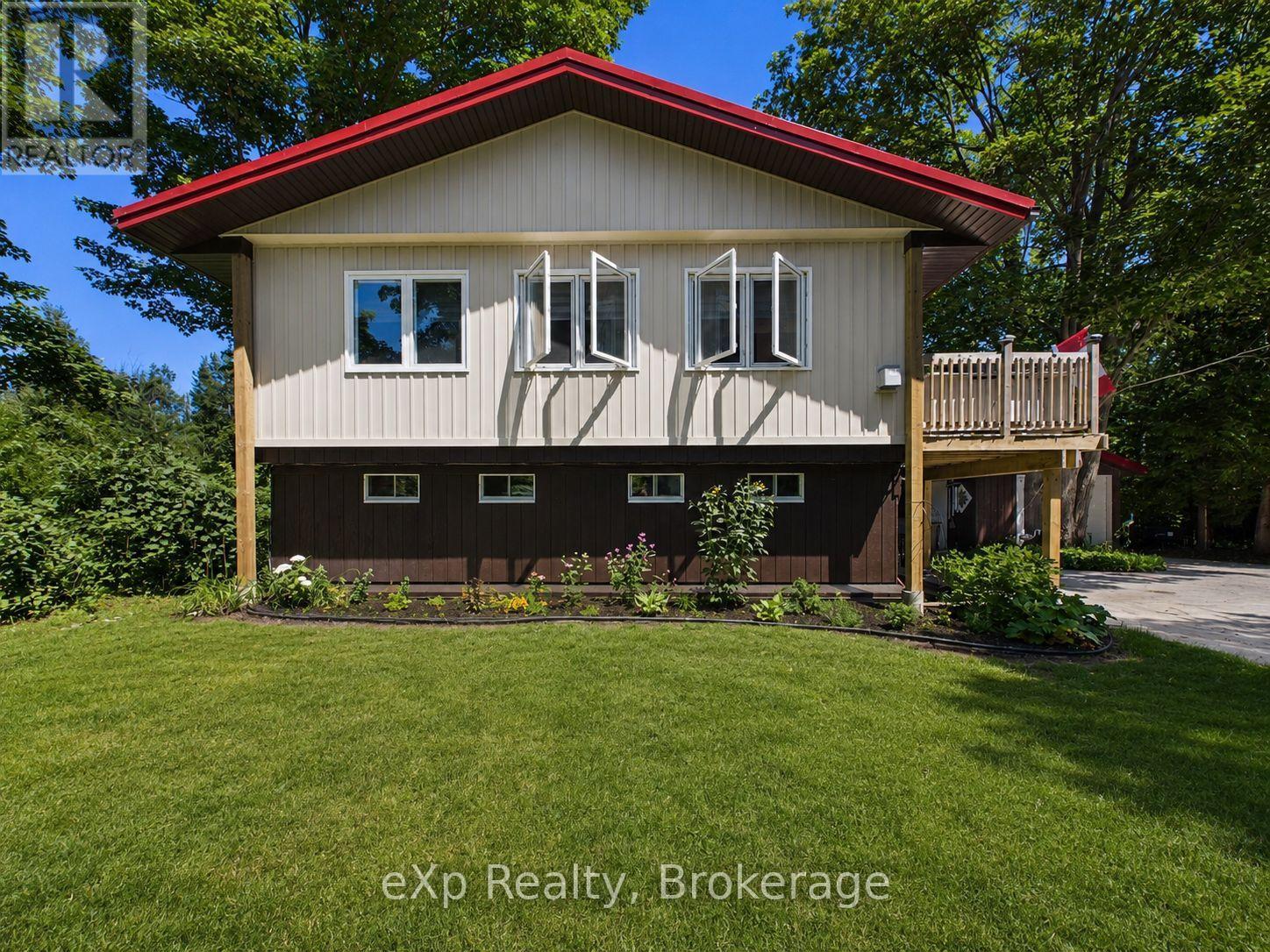 330 Tyendinaga Drive, Saugeen Shores, Ontario N0H 2L0 - Photo 3 - X13638096