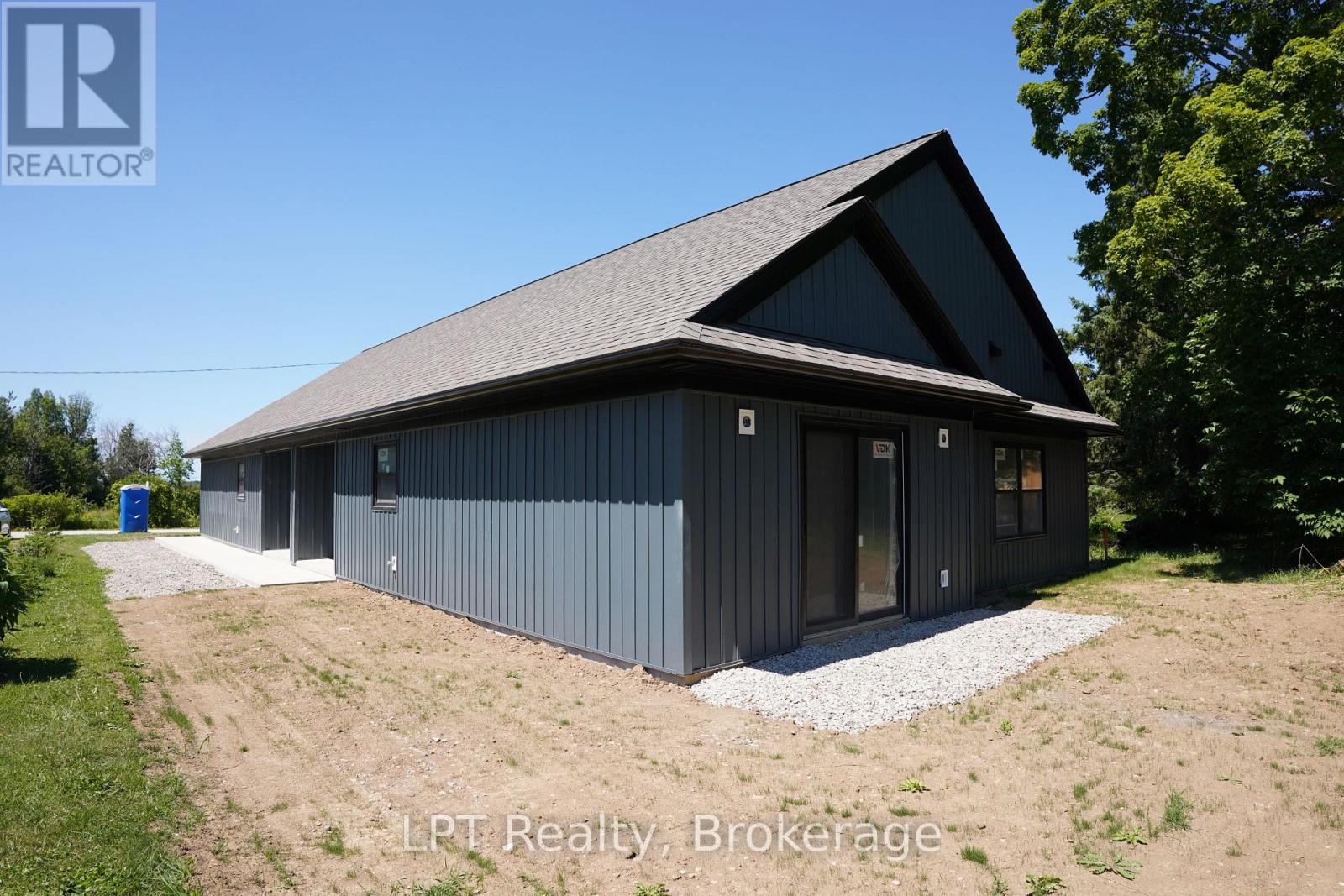 665 Watson Street, South Bruce Peninsula, Ontario N0H 2T0 - Photo 2 - X13641590
