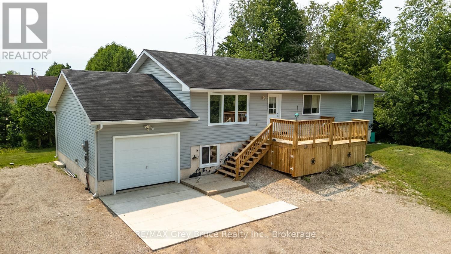 20 Hector Street, South Bruce Peninsula, Ontario N0H 2T0 - Photo 1 - X13645264