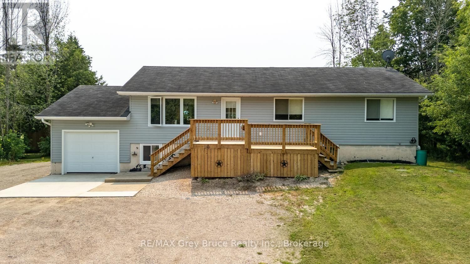 20 Hector Street, South Bruce Peninsula, Ontario N0H 2T0 - Photo 4 - X13645264