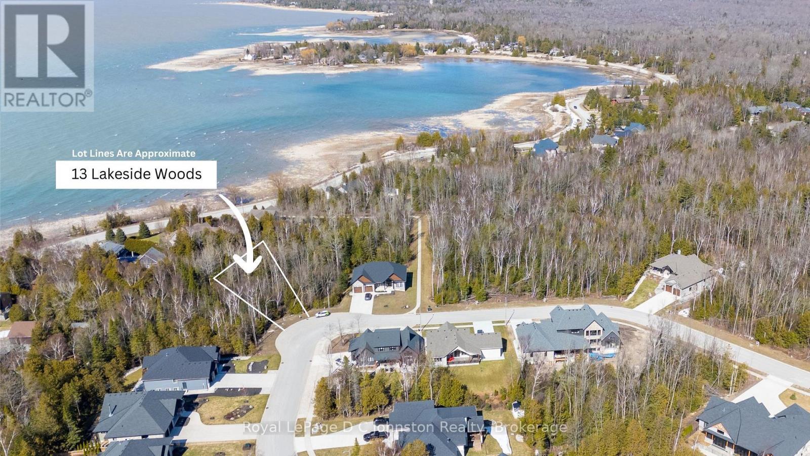 13 Lakeside Woods Crescent, Saugeen Shores, Ontario N0H 2C6 - Photo 1 - X13654634