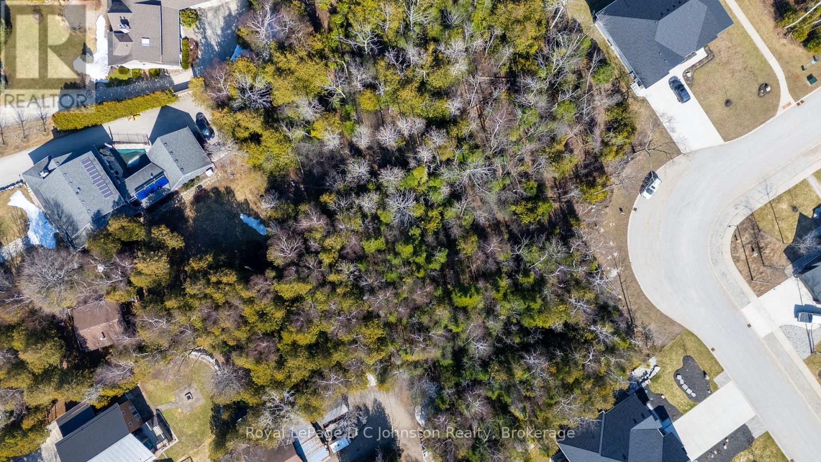 13 Lakeside Woods Crescent, Saugeen Shores, Ontario N0H 2C6 - Photo 6 - X13654634