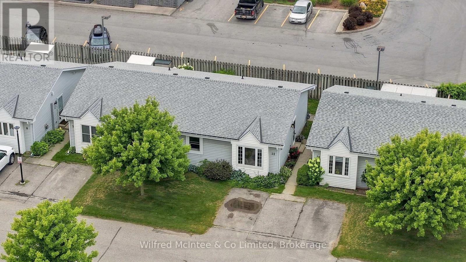 12 - 303 Waterloo Street, Saugeen Shores, Ontario N0H 2C1 - Photo 1 - X13657498