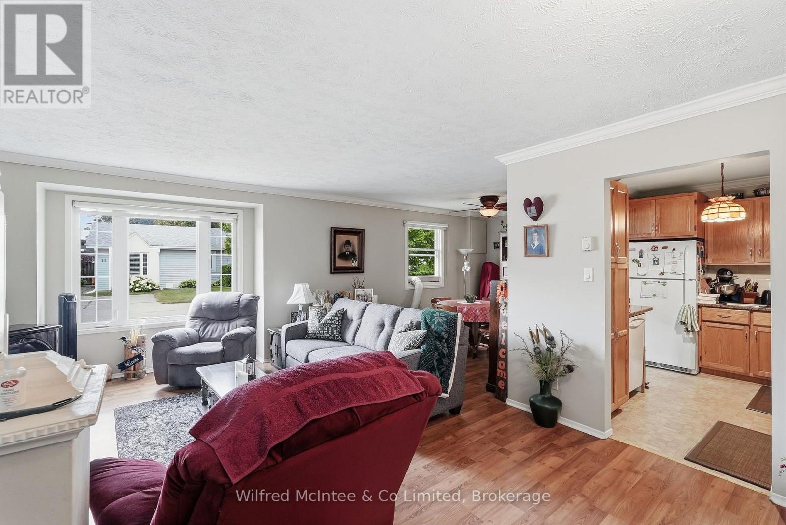 12 - 303 Waterloo Street, Saugeen Shores, Ontario N0H 2C1 - Photo 8 - X13657498