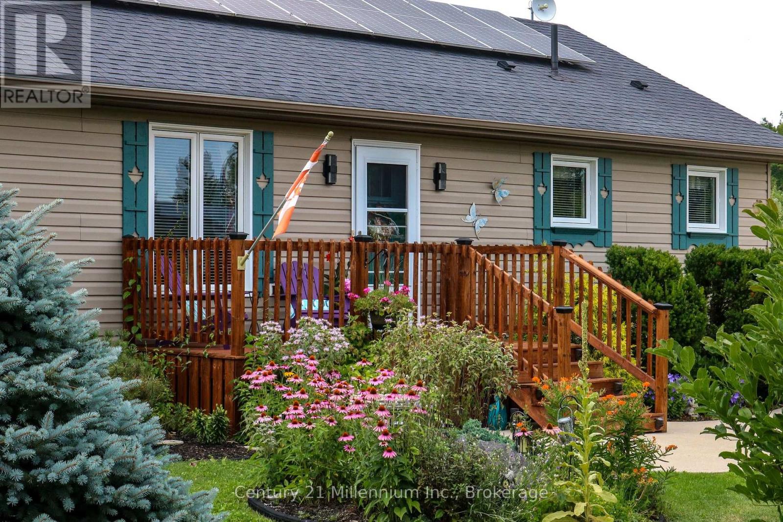 126 Almur Drive, Georgian Bluffs, Ontario N0H 2T0 - Photo 3 - X13658938