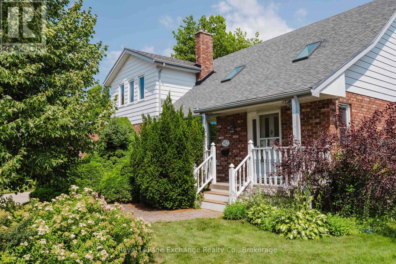 953 Parkwood Drive, Saugeen Shores, Ontario N0H 2C2 - Photo 2 - X13661598