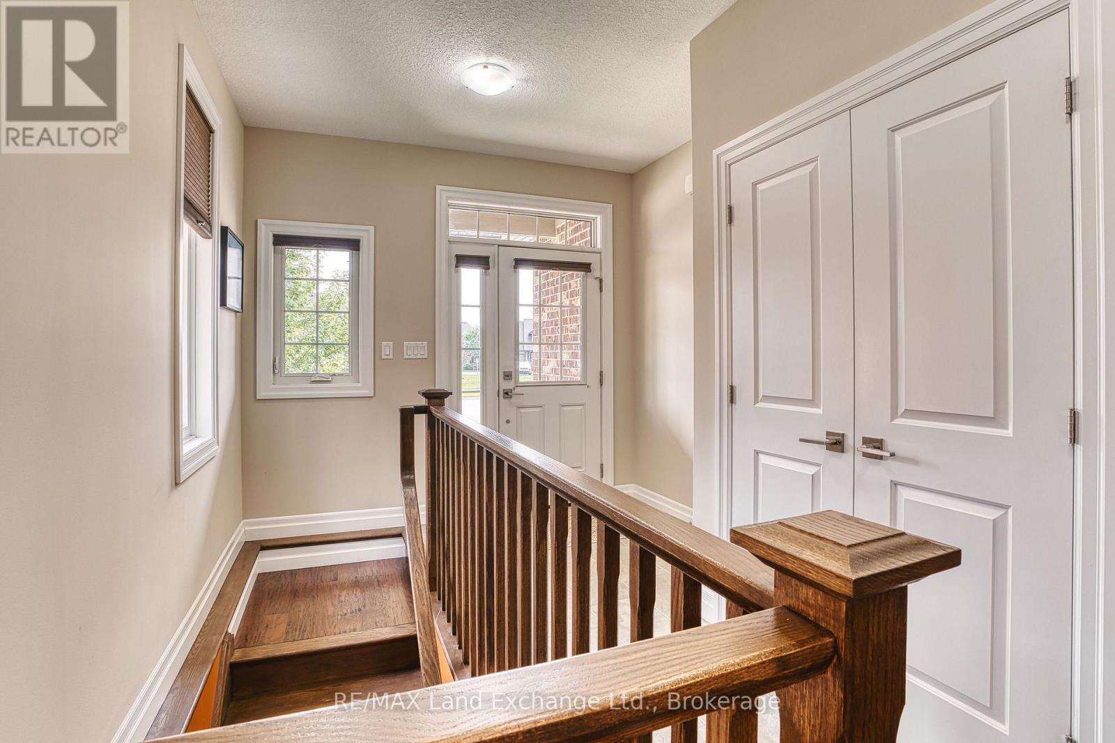 471 Devonshire Road, Saugeen Shores, Ontario N0H 2C6 - Photo 4 - X13671376
