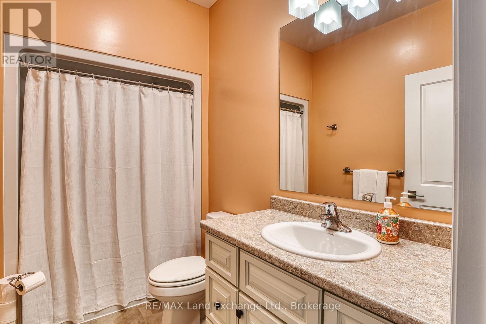 471 Devonshire Road, Saugeen Shores, Ontario N0H 2C6 - Photo 9 - X13671376