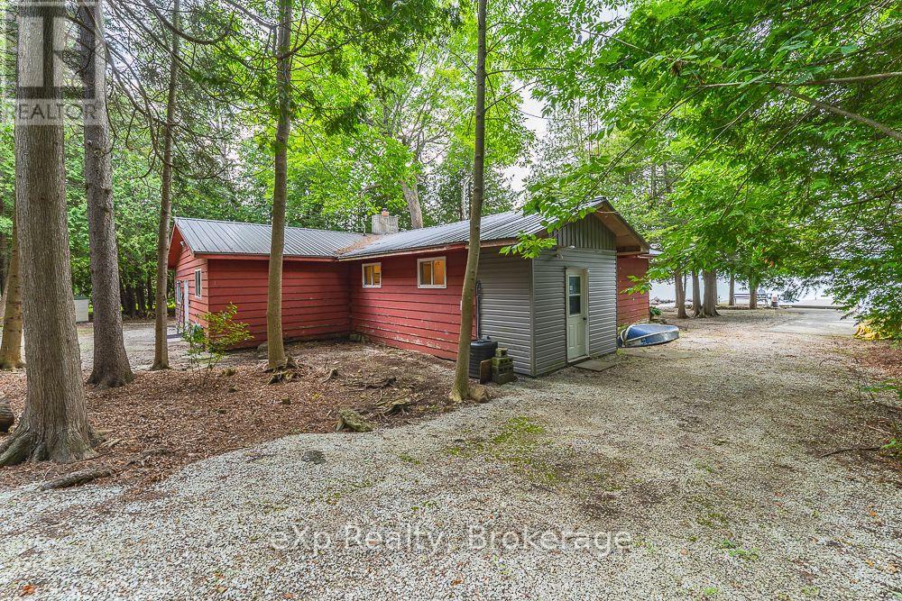 163 Mallard Street, Georgian Bluffs, Ontario N0H 2T0 - Photo 2 - X13673706