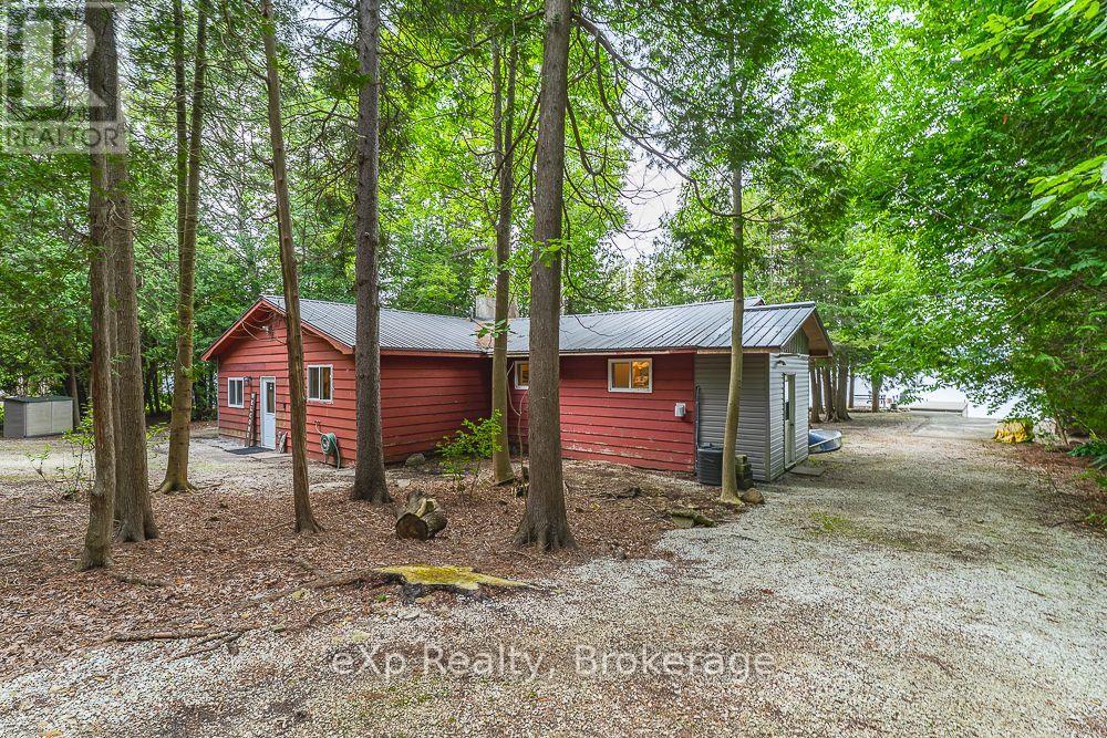 163 Mallard Street, Georgian Bluffs, Ontario N0H 2T0 - Photo 3 - X13673706