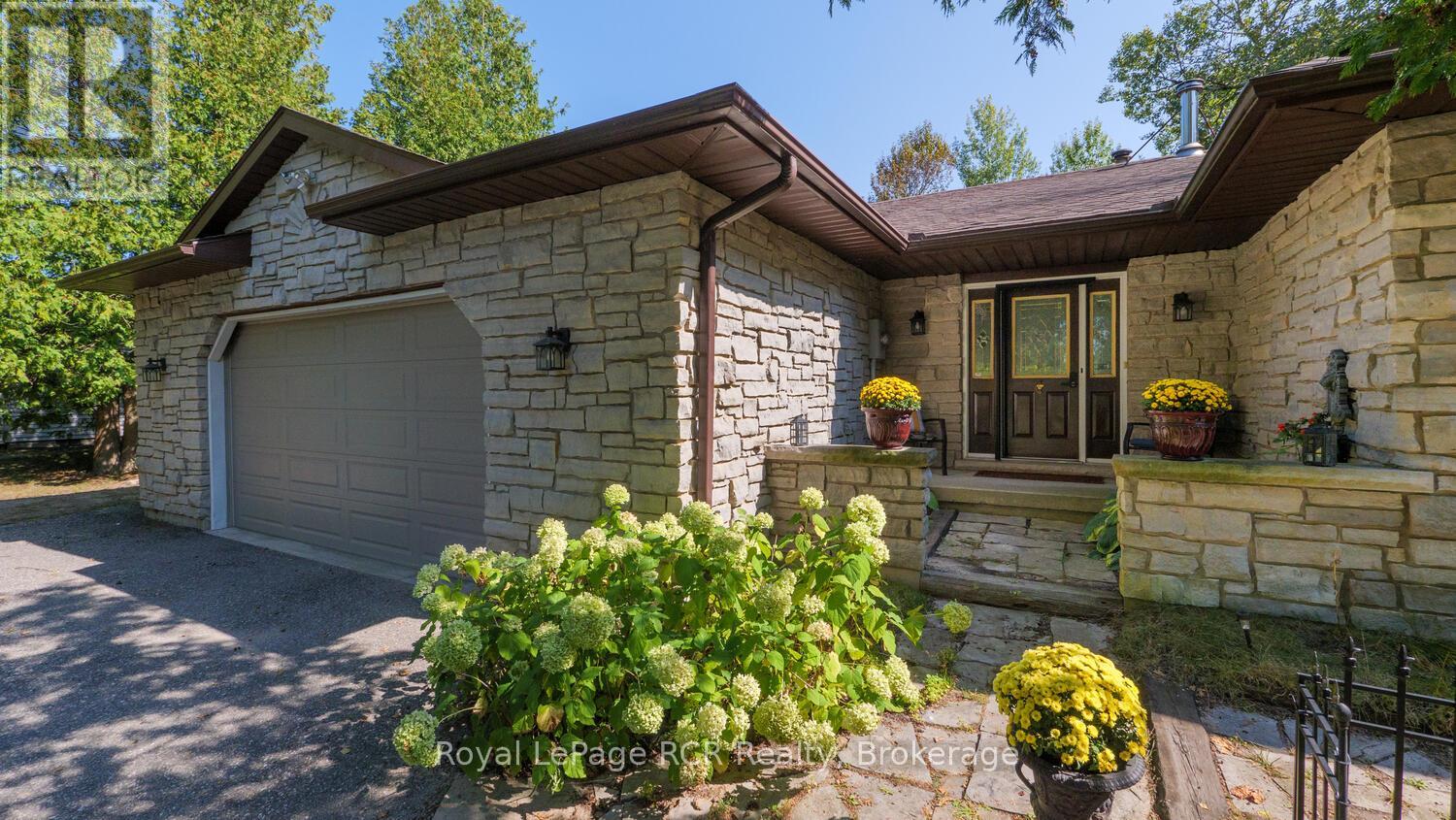 55 Shamrock Boulevard, South Bruce Peninsula, Ontario N0H 2T0 - Photo 3 - X13679950