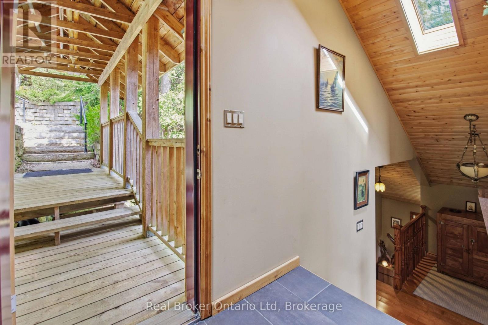 574 Mallory Beach Road, South Bruce Peninsula, Ontario N0H 2T0 - Photo 8 - X13682406
