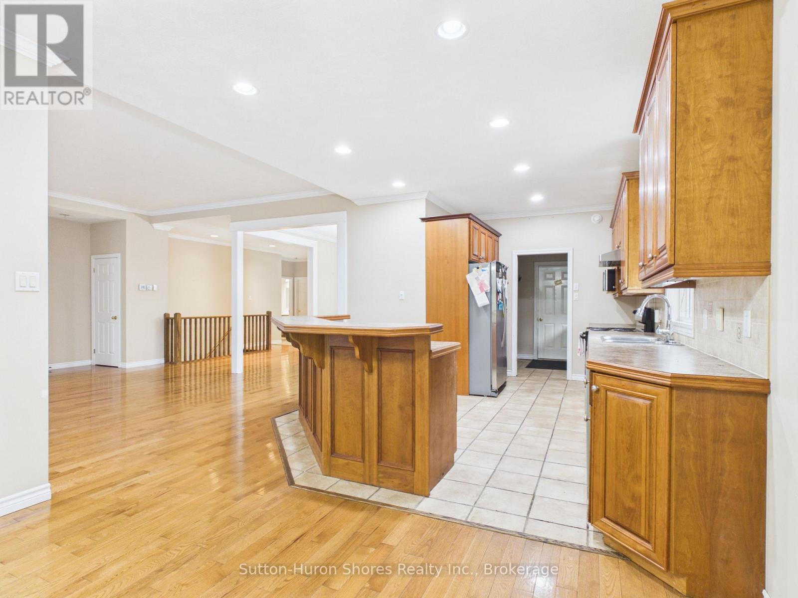 490 Bluewater Drive, Saugeen Shores, Ontario N0H 2C1 - Photo 6 - X13683060