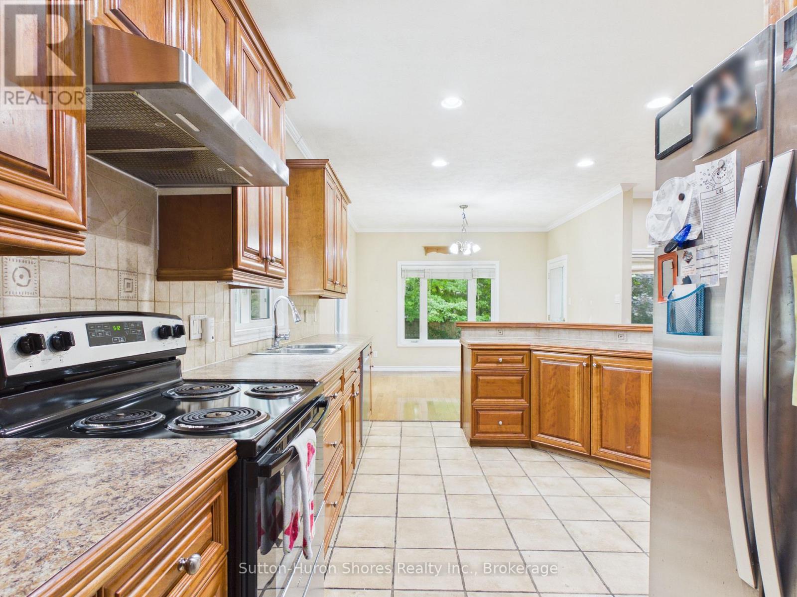 490 Bluewater Drive, Saugeen Shores, Ontario N0H 2C1 - Photo 7 - X13683060