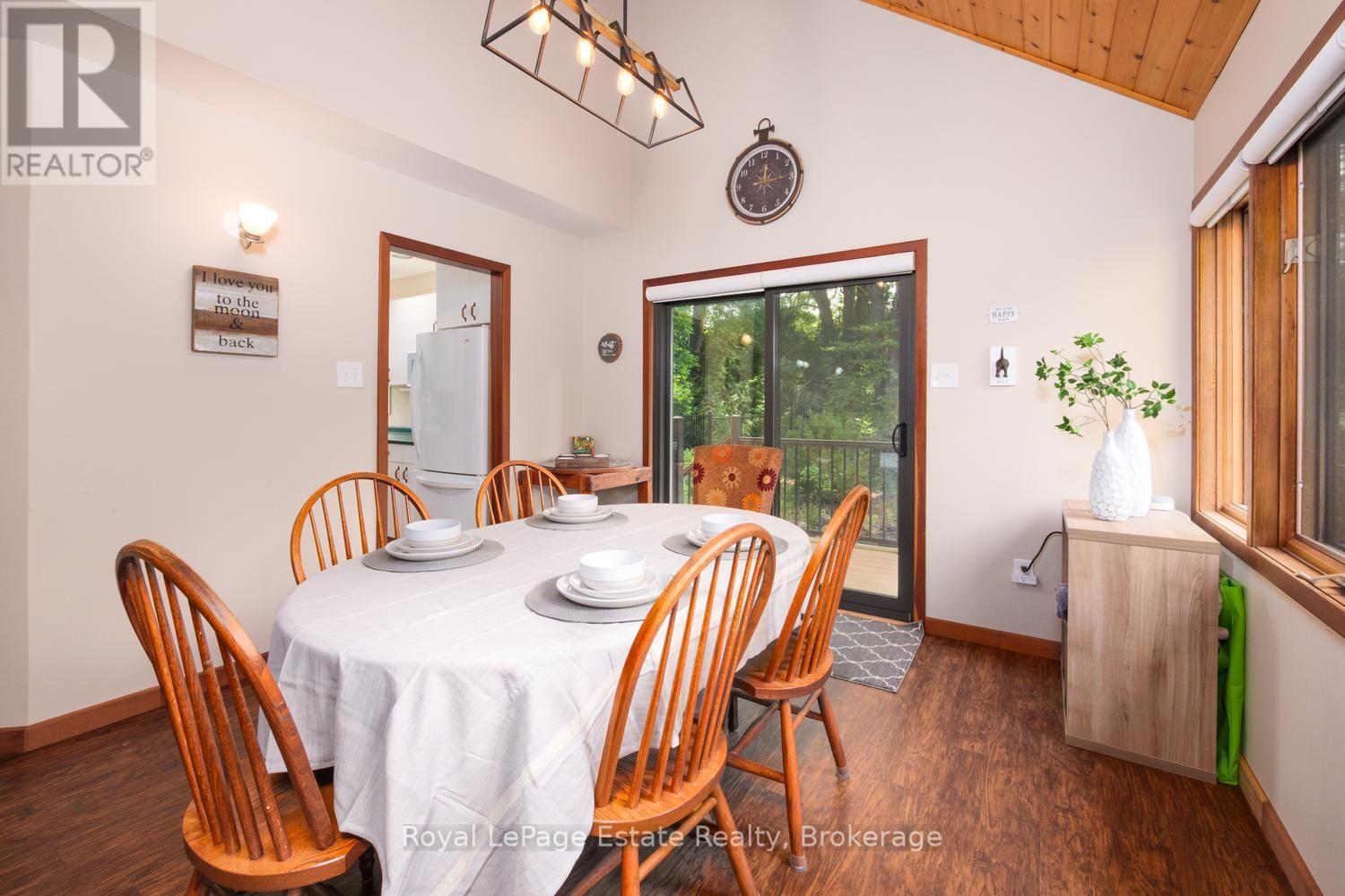 32 London Street, South Bruce Peninsula, Ontario N0H 2G0 - Photo 9 - X13697276