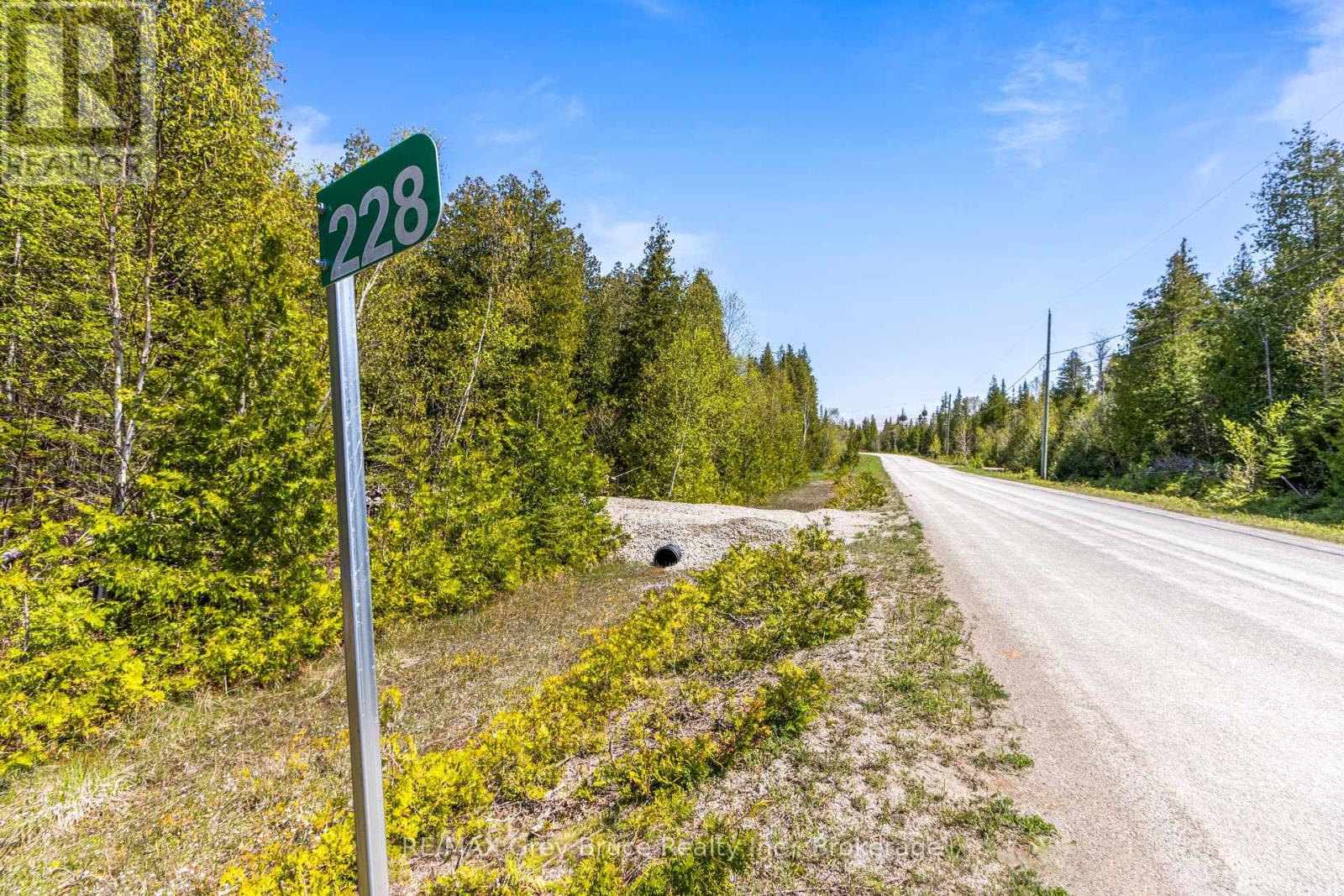 228 Corey Crescent, Northern Bruce Peninsula, Ontario N0H 2R0 - Photo 9 - X13705108