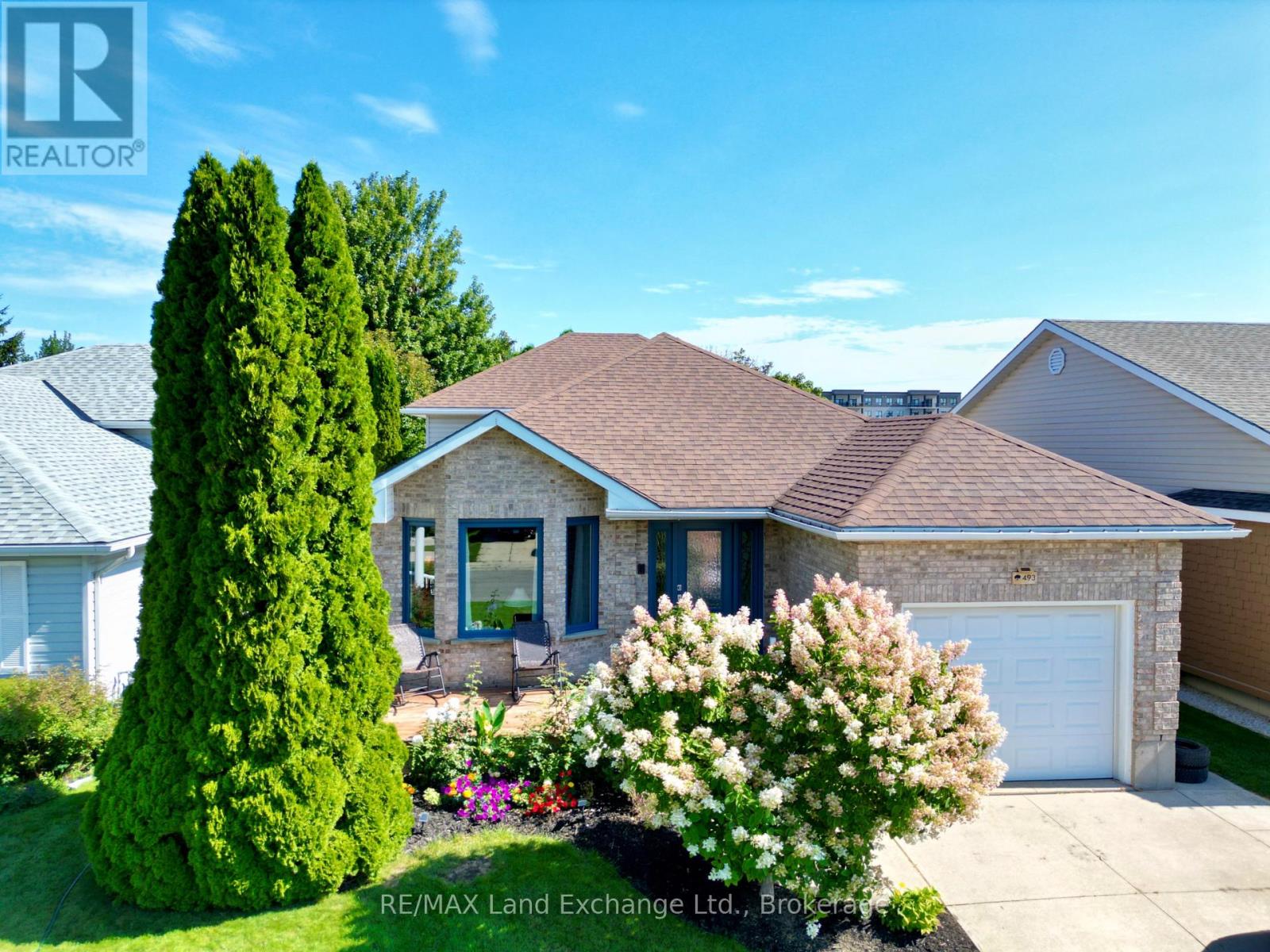 493 Joseph Street, Saugeen Shores, Ontario N0H 2C2 - Photo 1 - X13705490