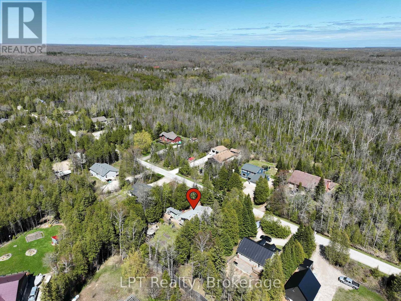 42 William Court, South Bruce Peninsula, Ontario N0H 2T0 - Photo 4 - X13705902