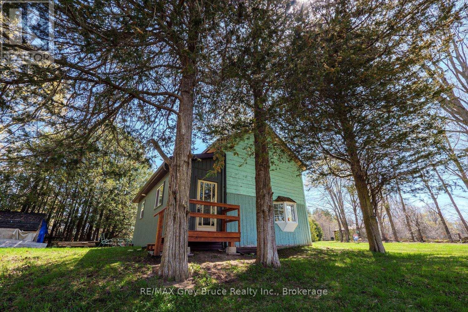 130 Crooked Hill Road, South Bruce Peninsula, Ontario N0H 1A0 - Photo 1 - X13706556