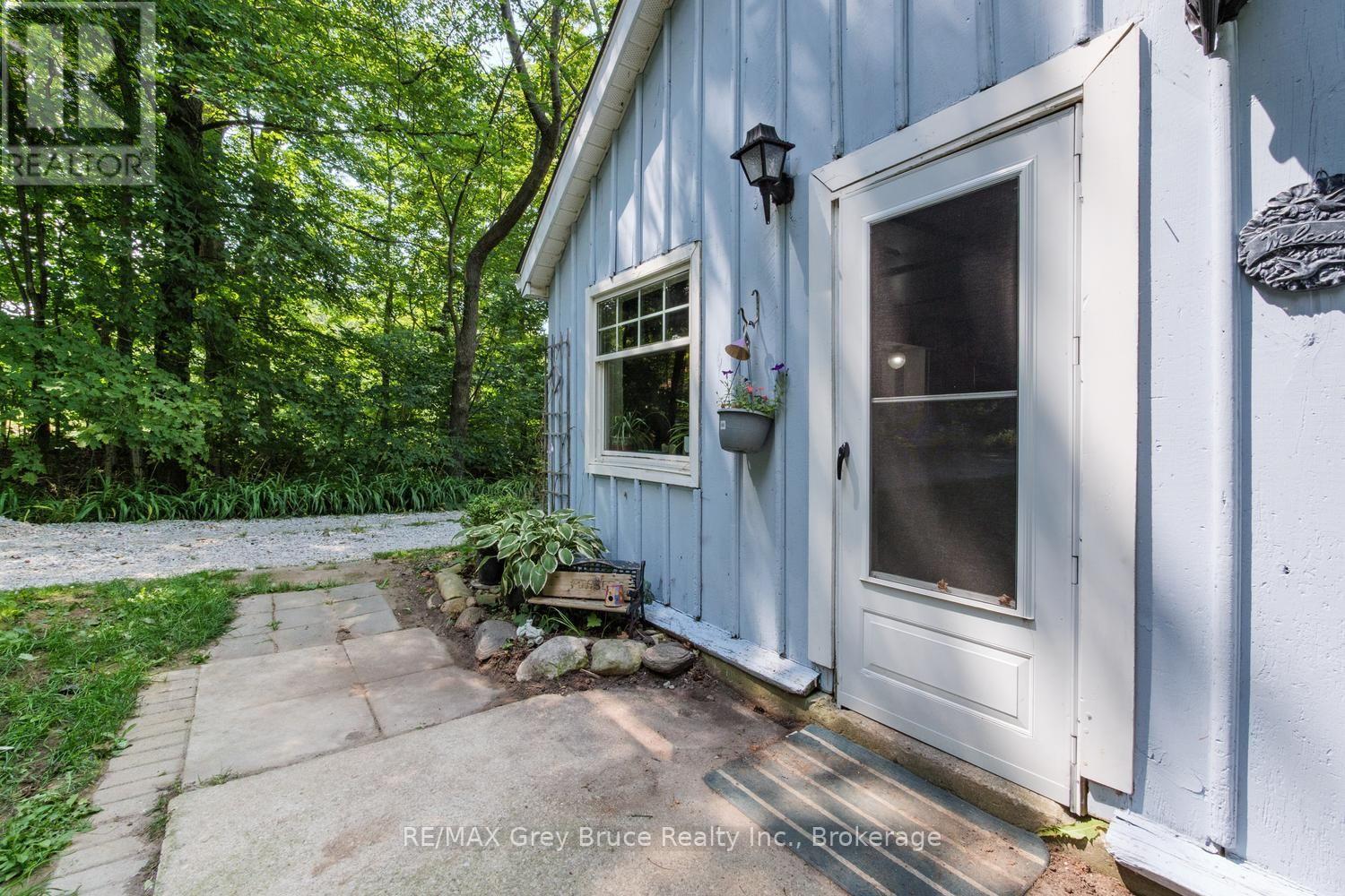 501306 Grey 1 Road, Georgian Bluffs, Ontario N0H 2T0 - Photo 6 - X13708548