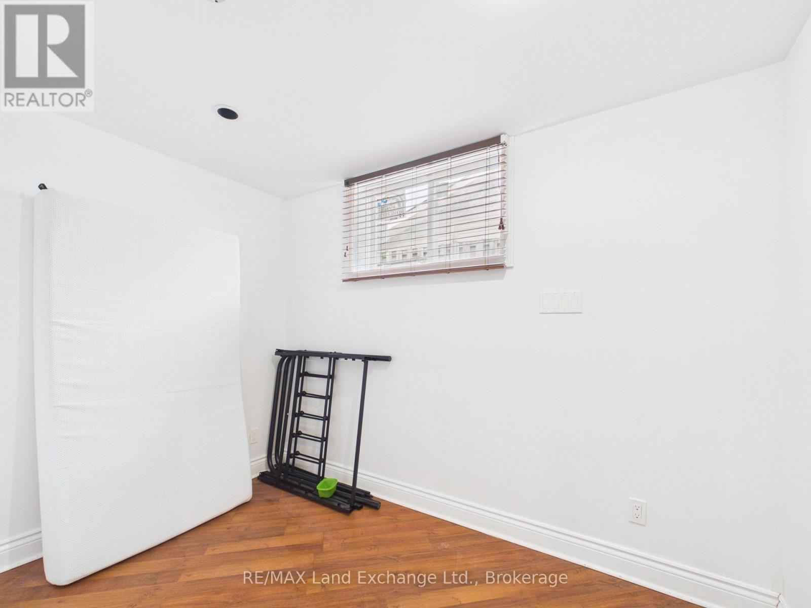 185 Bricker Street, Saugeen Shores, Ontario N0H 2C1 - Photo 6 - X13709234