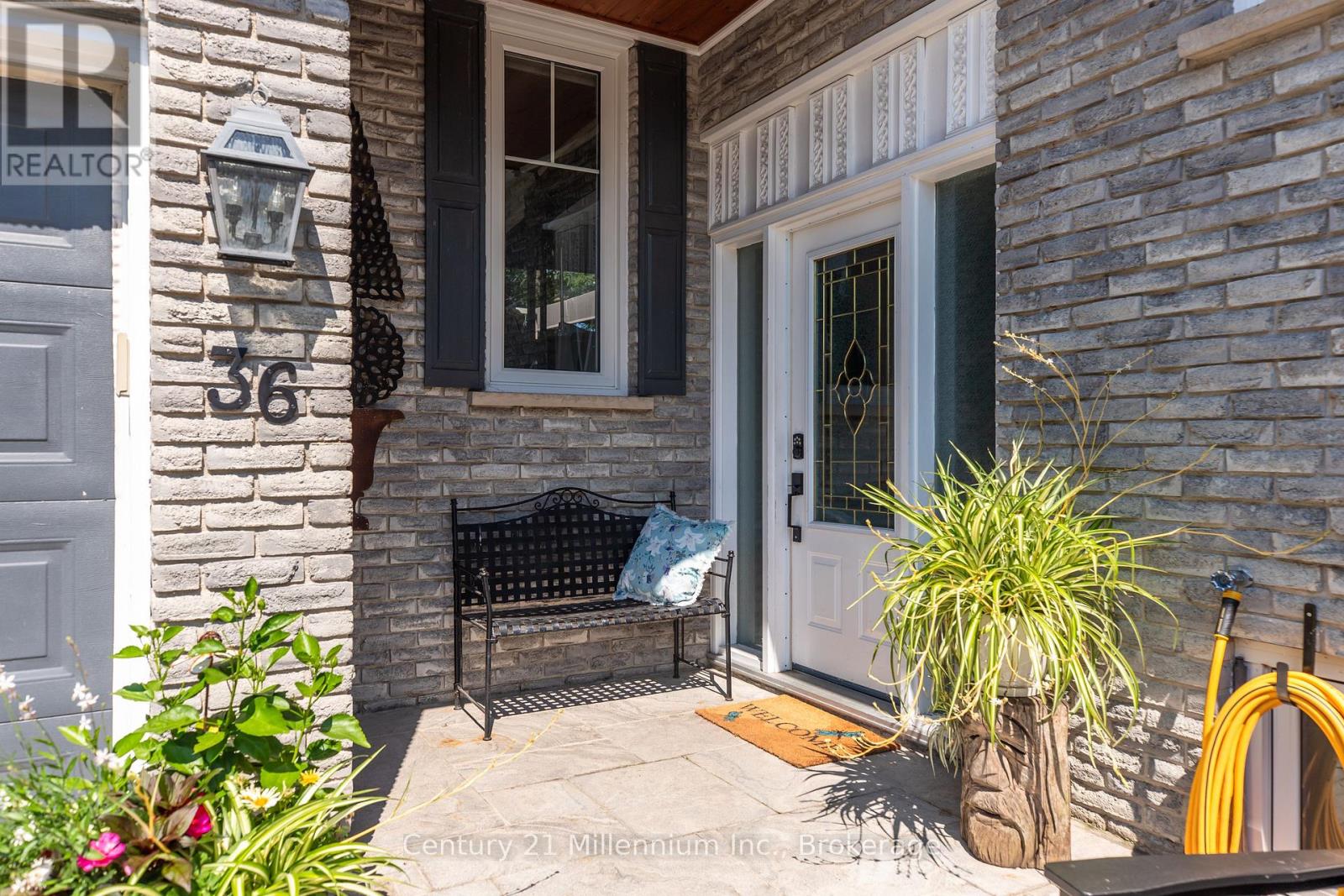 36 Huron Street N, Saugeen Shores, Ontario N0H 2L0 - Photo 2 - X13709504