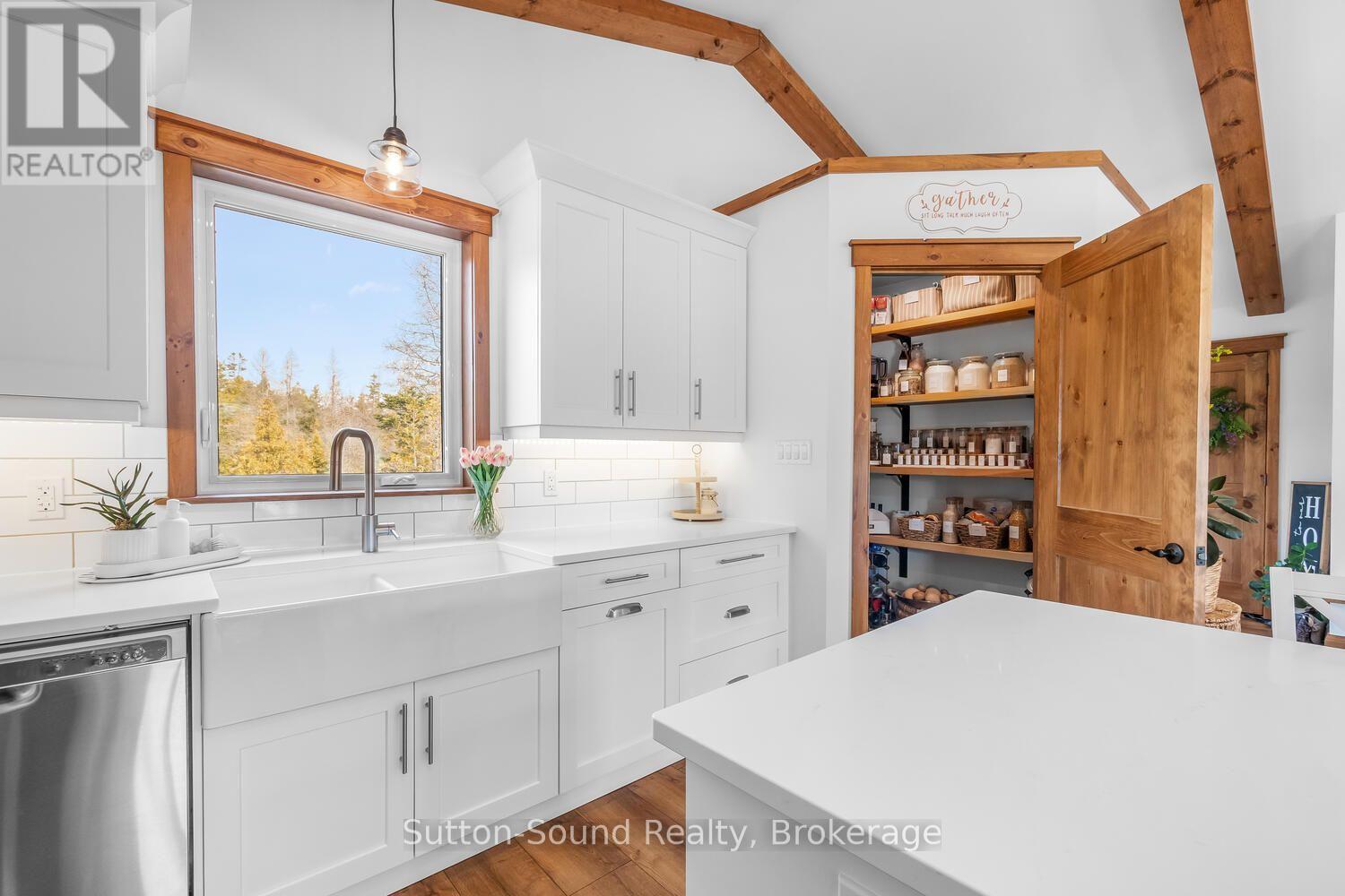 107 Whiskey Harbour Road, Northern Bruce Peninsula, Ontario N0H 2T0 - Photo 9 - X13713106